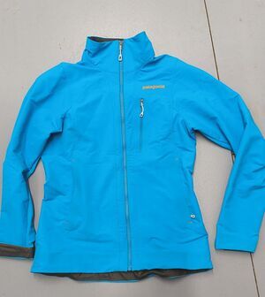 Patagonia Women's Small Blue Soft Shell Jacket Full Zip Outdoor Hiking Small
